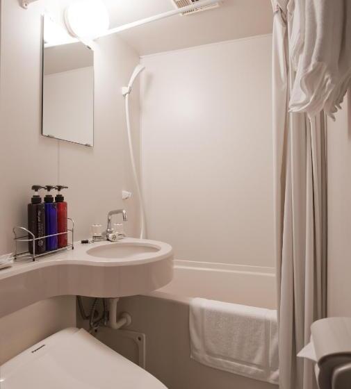 غرفة أساسية سرير مزدوج, Kakegawa Station