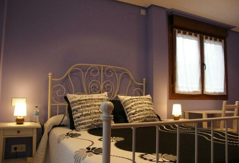 סוויטה עם ג'קוזי, Mendi Alai