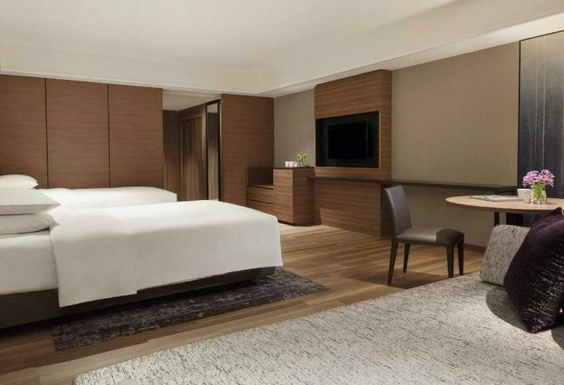 Номер Superior Вид на Сад, Nanki Shirahama Marriott