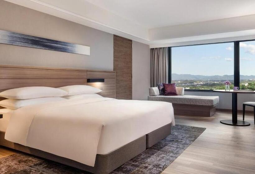 اتاق سوپریور با چشم‌انداز باغ, Nanki Shirahama Marriott