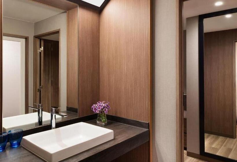 Четырехместный Номер Стандарт Вид на Сад, Nanki Shirahama Marriott