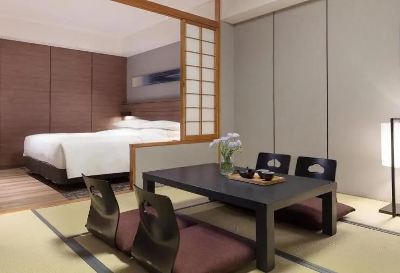 キングサイズベッドのスタンダードルーム, Nanki Shirahama Marriott