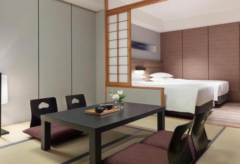 Номер Стандарт Вид на Море, Nanki Shirahama Marriott