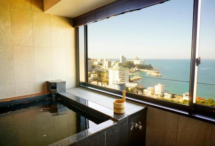Habitación Premium Vista al Mar., Nanki Shirahama Marriott