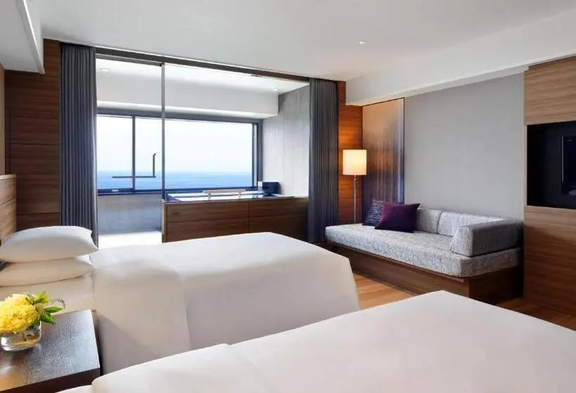 オーシャンビューのプレミアムルーム。, Nanki Shirahama Marriott