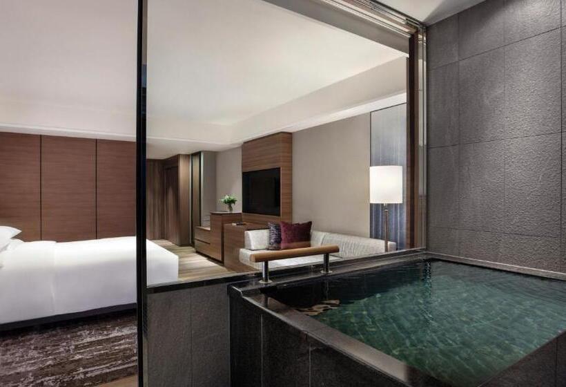 Номер Премиум, Nanki Shirahama Marriott