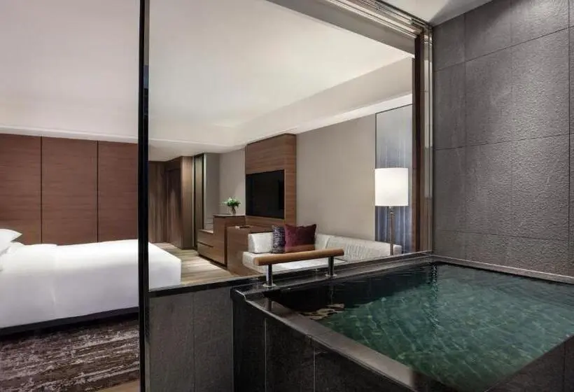 プレミアムルーム, Nanki Shirahama Marriott