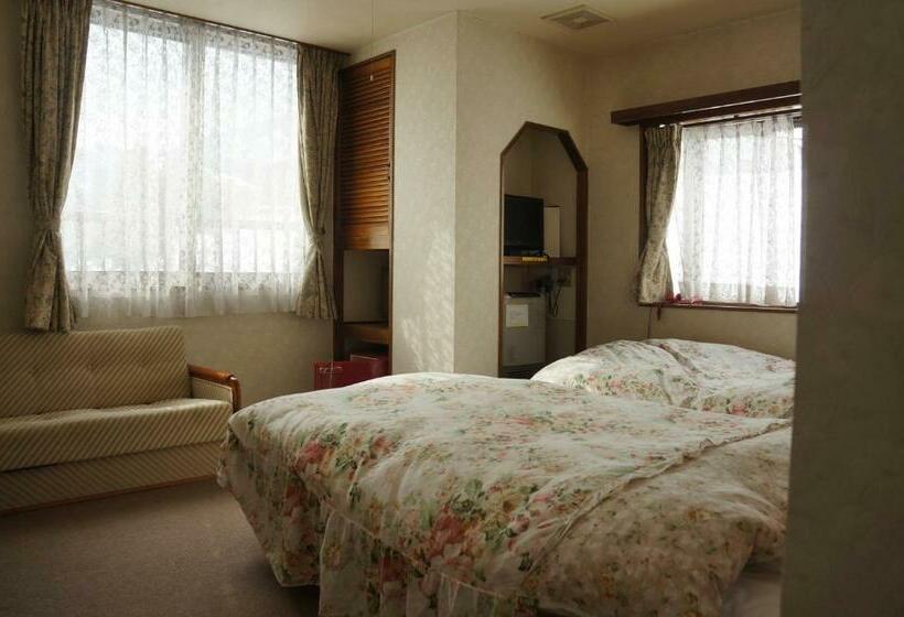 غرفة قياسية, New Fukudaya