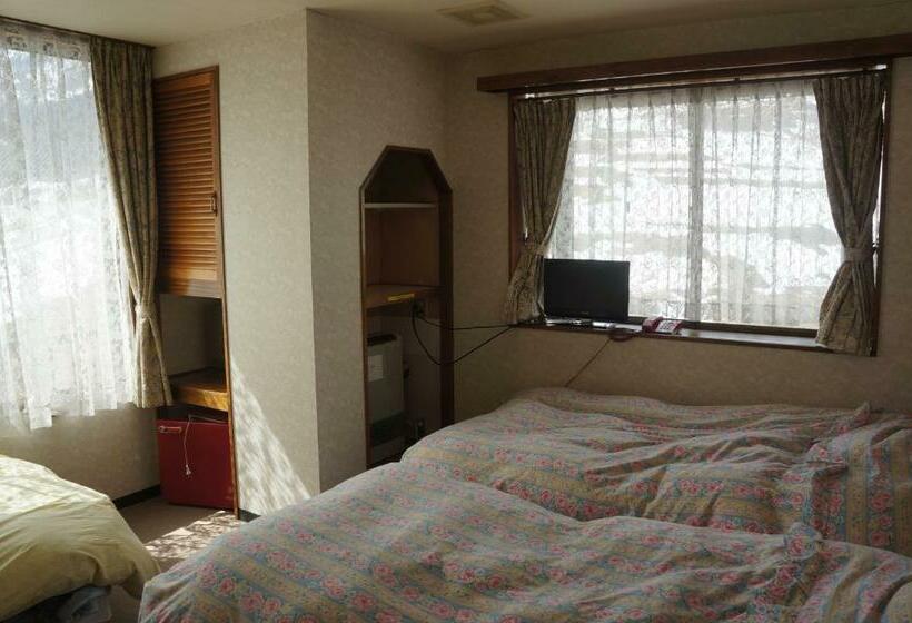 غرفة قياسية, New Fukudaya