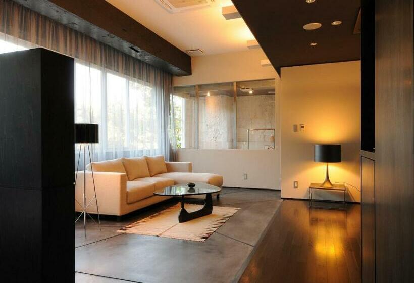 Люкс, River Retreat Garaku