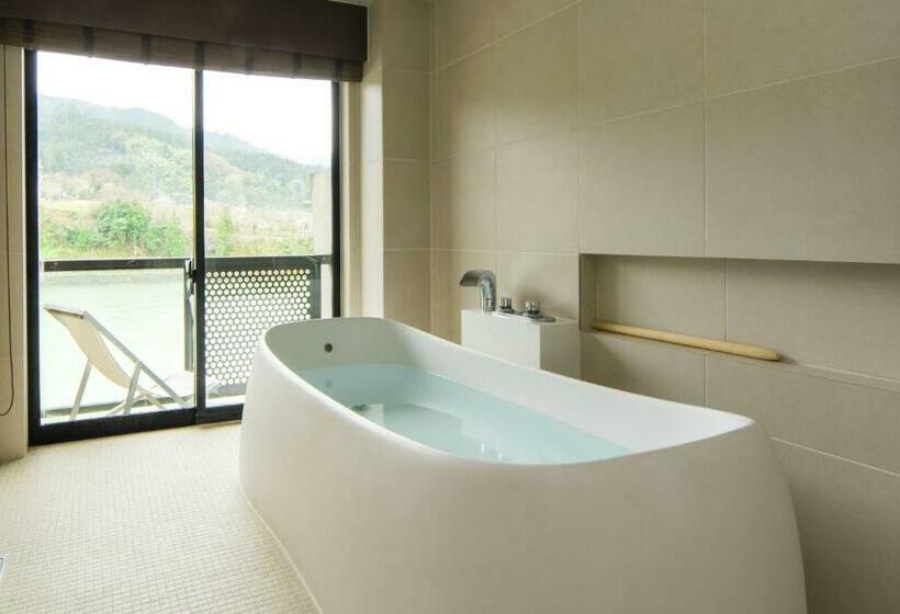 Номер Deluxe, River Retreat Garaku