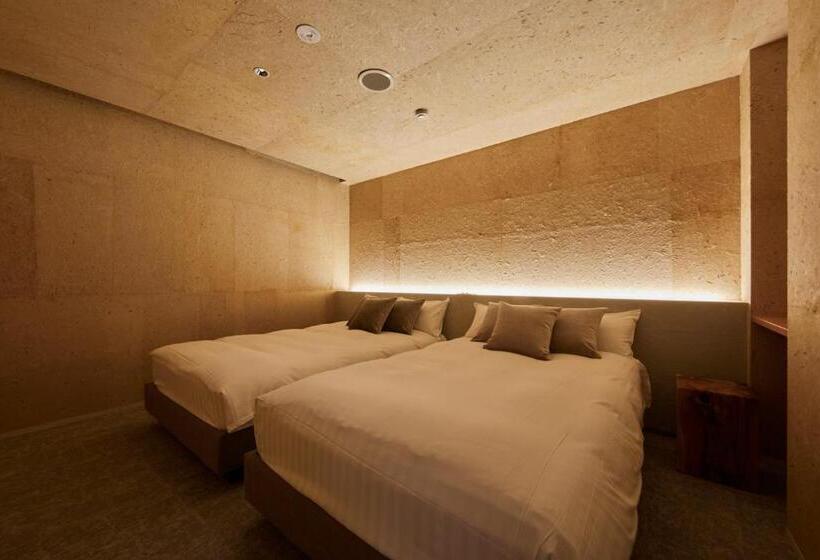 Люкс Вид на Реку, River Retreat Garaku