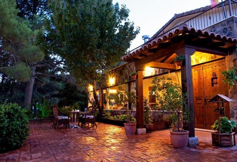 ファミリールーム, El Bosque De La Herrezuela