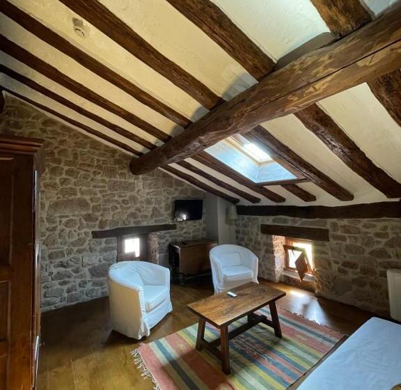 إستوديو قياسى سرير كينج, Rural Latorrien De Ane