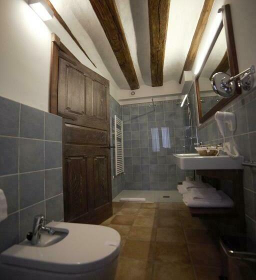 غرفة قياسية, Rural Latorrien De Ane