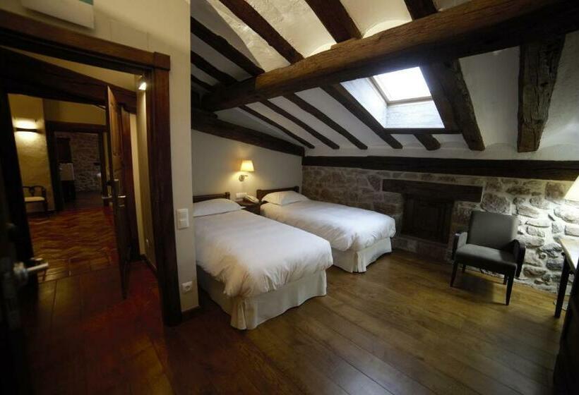 غرفة دور أخير, Rural Latorrien De Ane