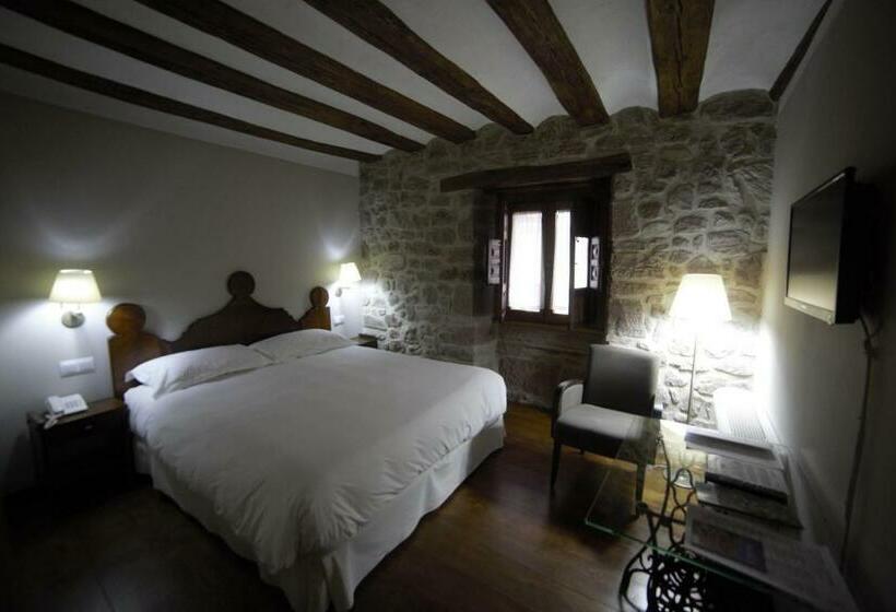 غرفة قياسية, Rural Latorrien De Ane