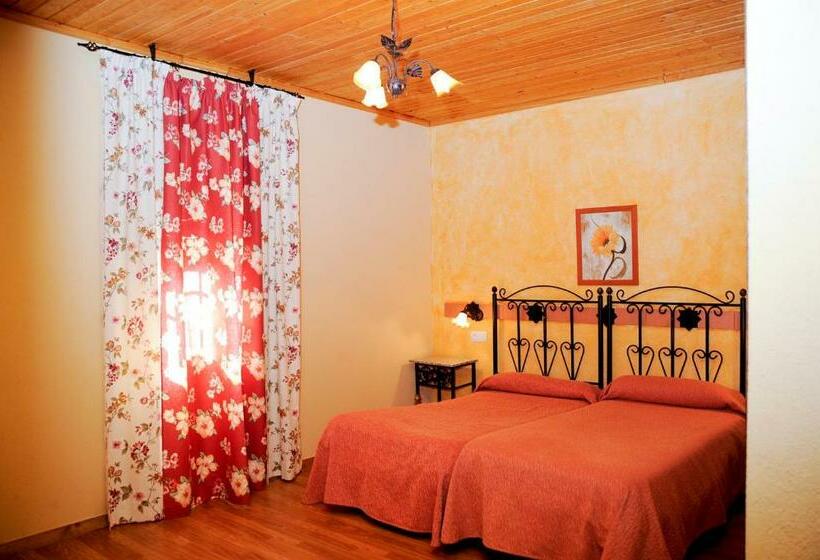 غرفة قياسية, Rural Restaurante Los Rosales