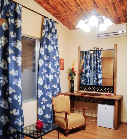 جناح, Rural Restaurante Los Rosales