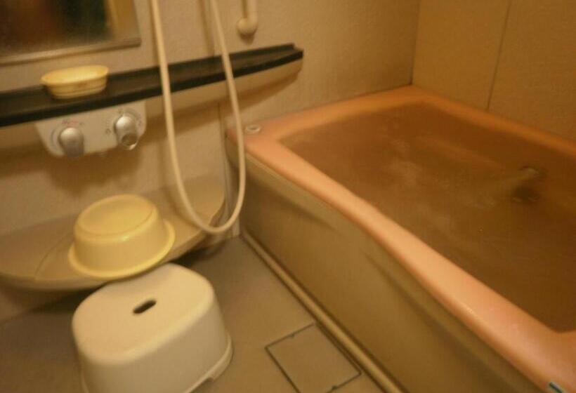 غرفة قياسية, Kakiya Ryokan