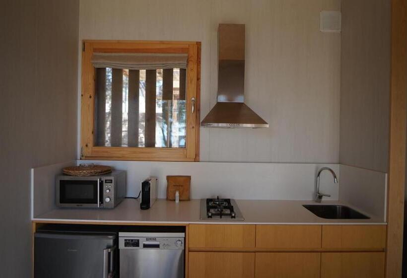 디럭스 스튜디오, Alfacs Village