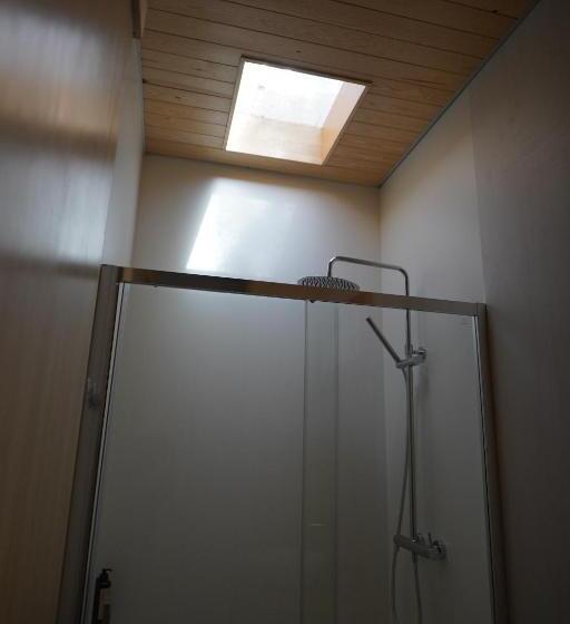 디럭스 방갈로, Alfacs Village