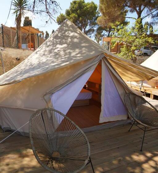 Standard Tent, Alfacs Village