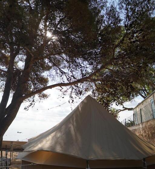 Standard Tent, Alfacs Village