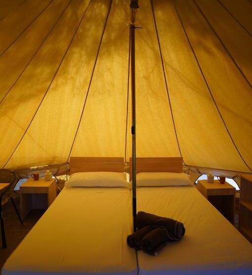 Standard Tent, Alfacs Village