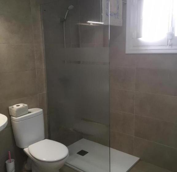 침실 2개 스위트, Alfacs Village