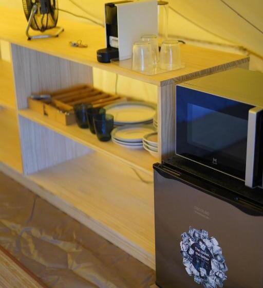 Standard Tent, Alfacs Village