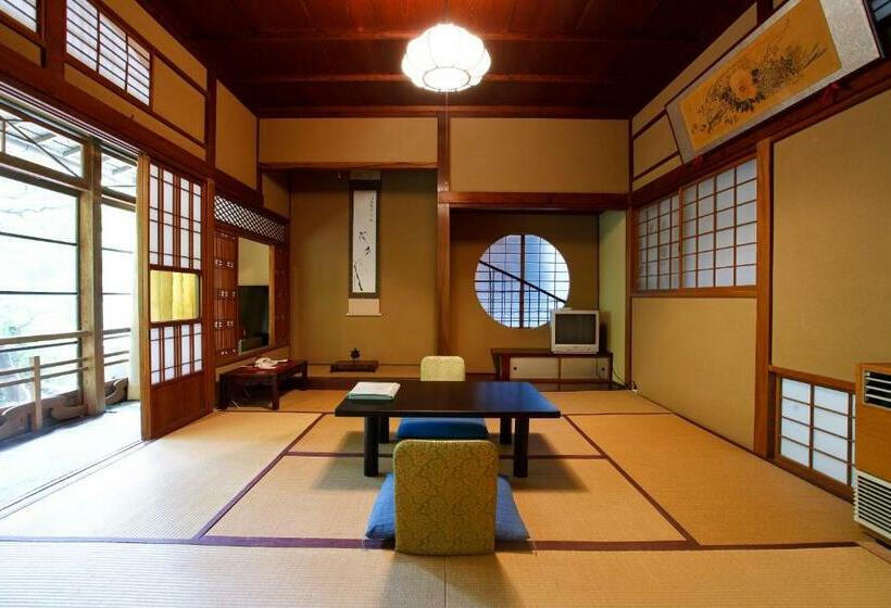 浴室共有スタンダード4人用ルーム, Fukuzumiro