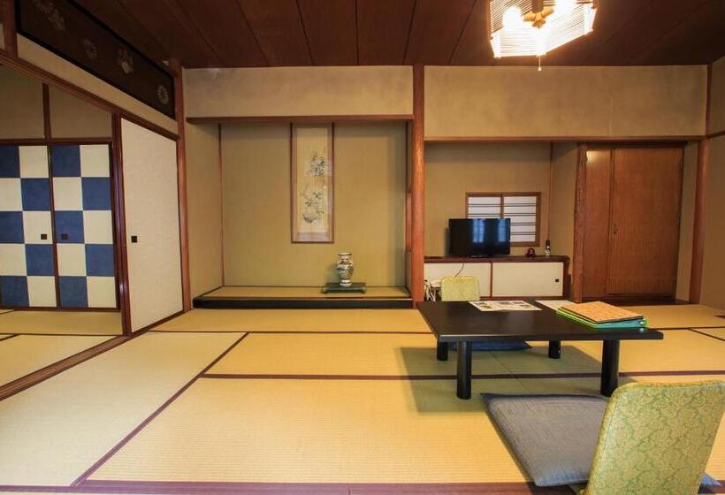 浴室共有スタンダード4人用ルーム, Fukuzumiro