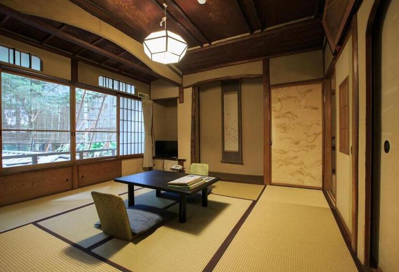 浴室共有スタンダード4人用ルーム, Fukuzumiro