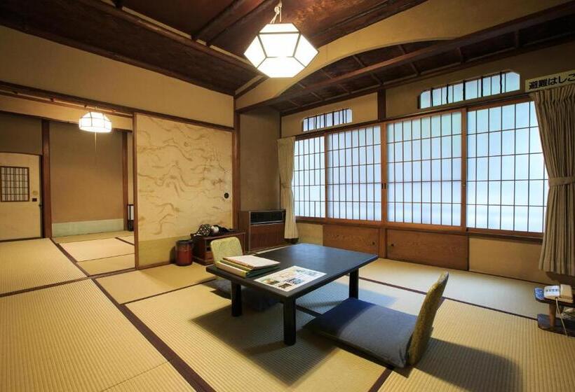 浴室共有スタンダード4人用ルーム, Fukuzumiro