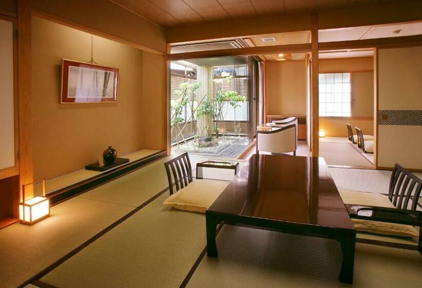 标准间, Hayamakan