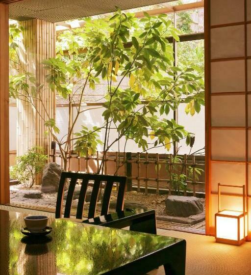 标准间, Hayamakan