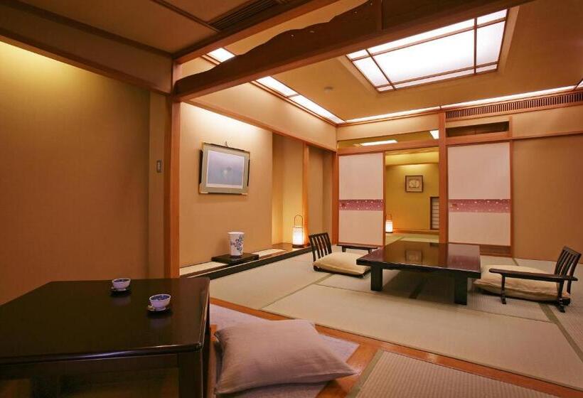 高级家庭房间, Hayamakan