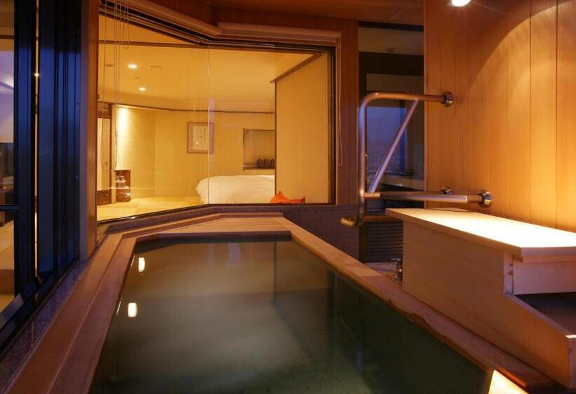 标准单人间, Hayamakan