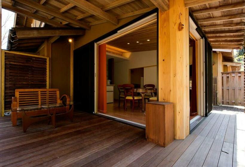 غرفة إدارية مطلة على الحديقة, Meigetsuso