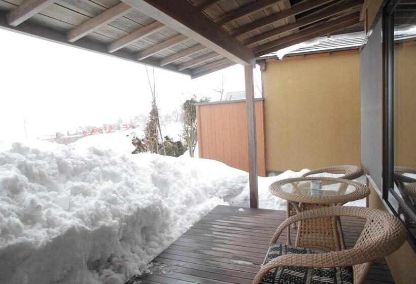 غرفة تنفيذية مع  إطلالات, Meigetsuso