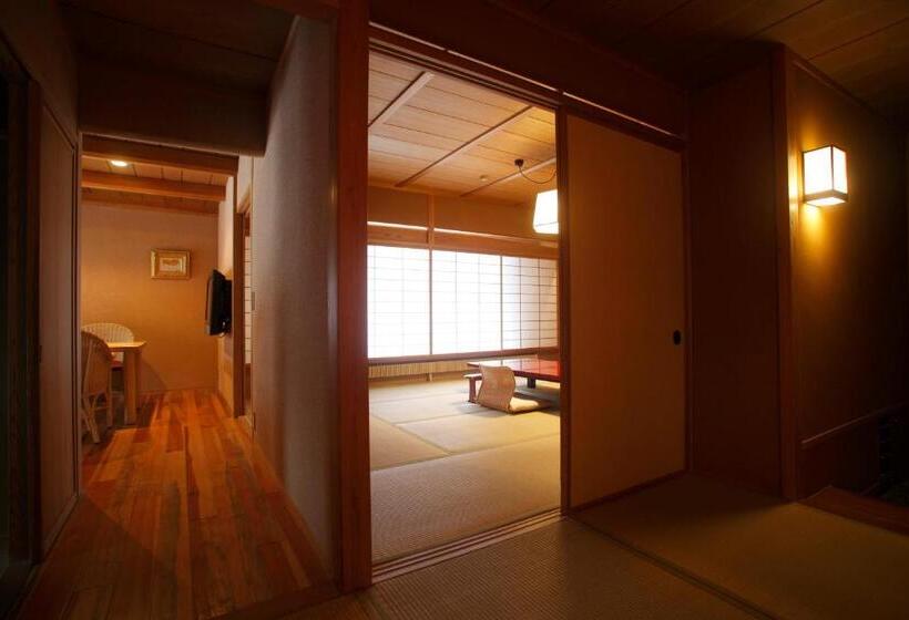 جناح ذو إطلالة, Meigetsuso