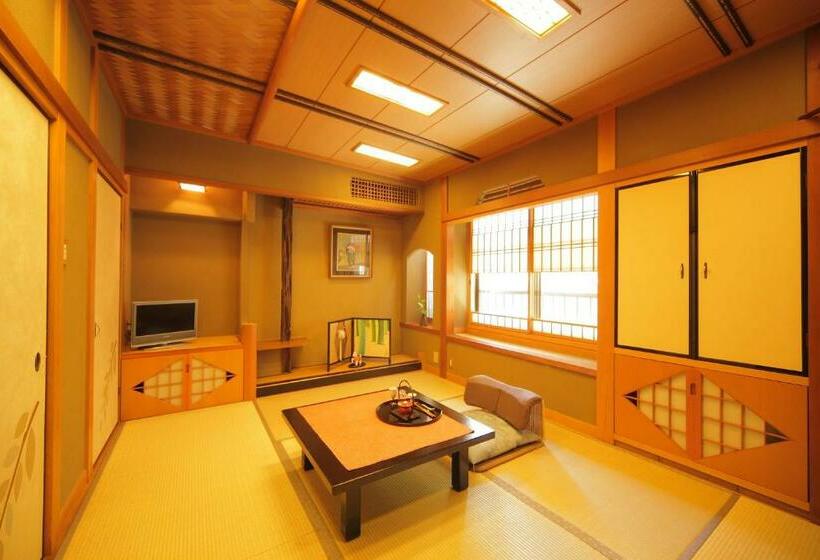 标准单人间共用浴室, Morizuya