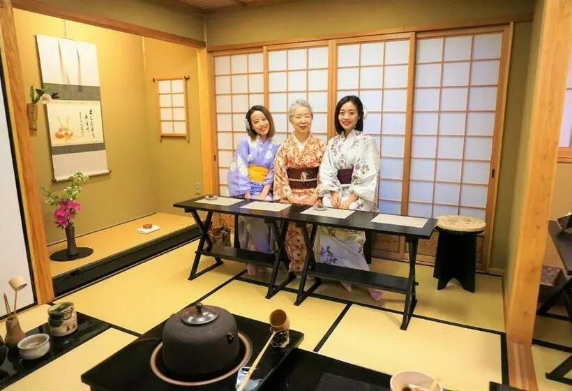 バス共有のスタンダードルーム, Morizuya