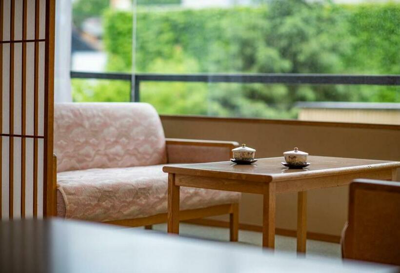 غرفة قياسية, Shosenkaku Kagetsu