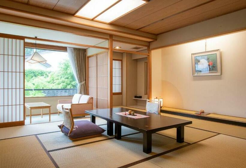 غرفة قياسية, Shosenkaku Kagetsu