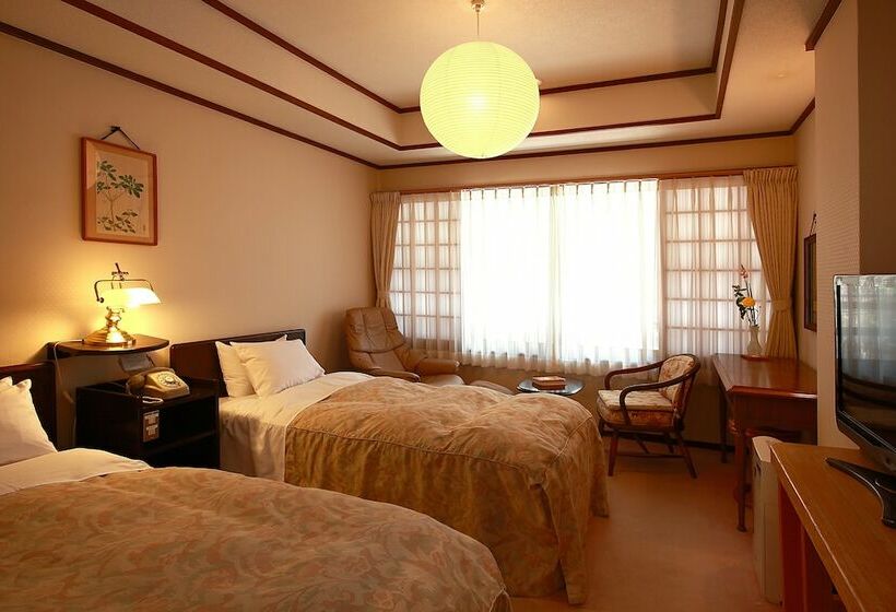 Номер Economy, Tsuruya Ryokan