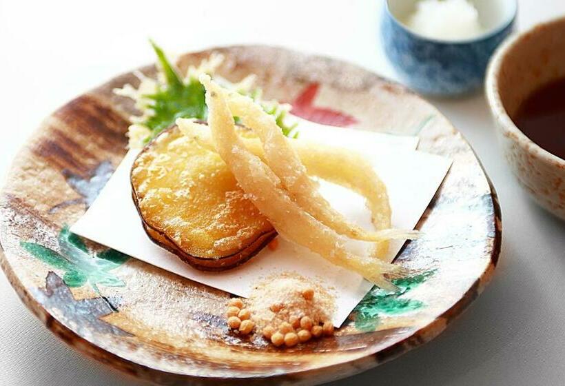 Номер Стандарт, Tsuruya Ryokan