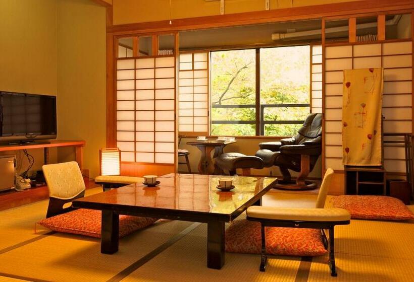Номер Стандарт, Tsuruya Ryokan