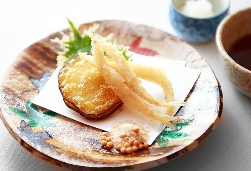 Номер Economy, Tsuruya Ryokan